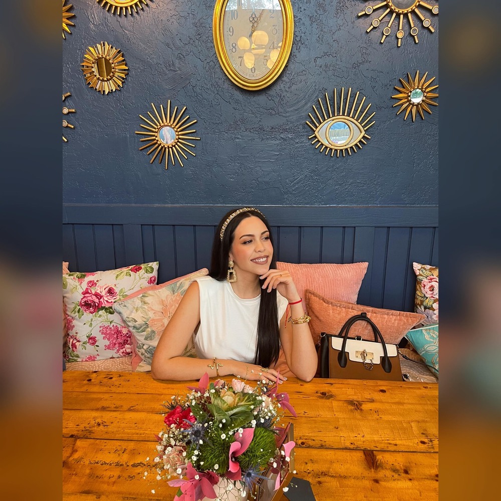 Meet your Posher, María